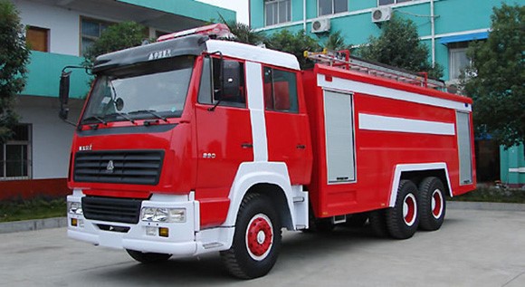 Steyr water tank fire fighting truck
