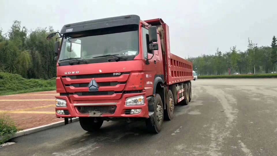 Used HOWO 8X4 dump truck  