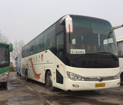 Luxurious Used YUTONG Buses 2015 Year Euro-IV Emission Standard With 51 Seats