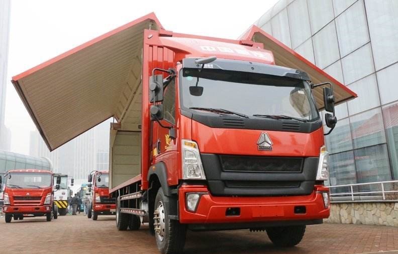 4×2 EURO V Used SINOTUK-HOWO Cargo Truck