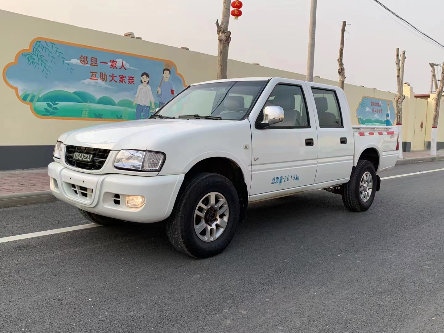 Second Hand Isuzu Trucks 4×4 Driver Mode Diesel Engine EURO III Emission 5 Seats Isuzu Pickup